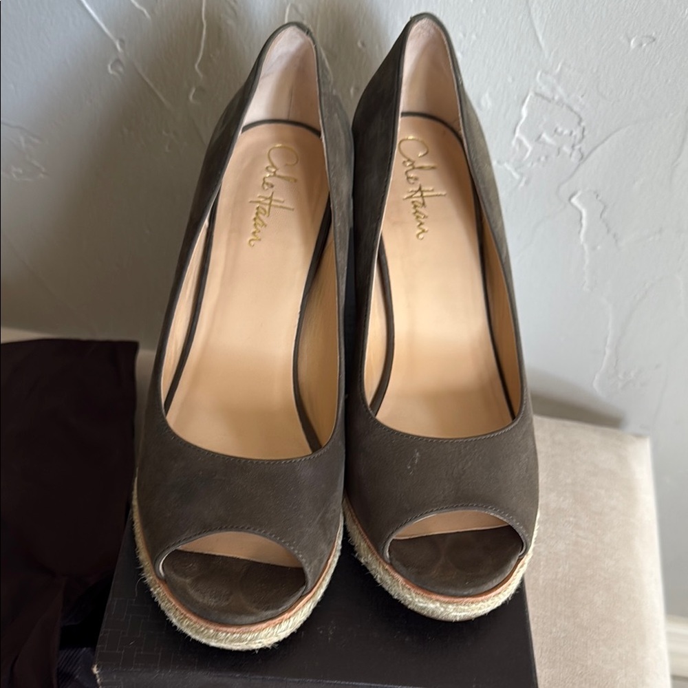 Cole Haan Olive Peep-Toe Heels Elegant Design